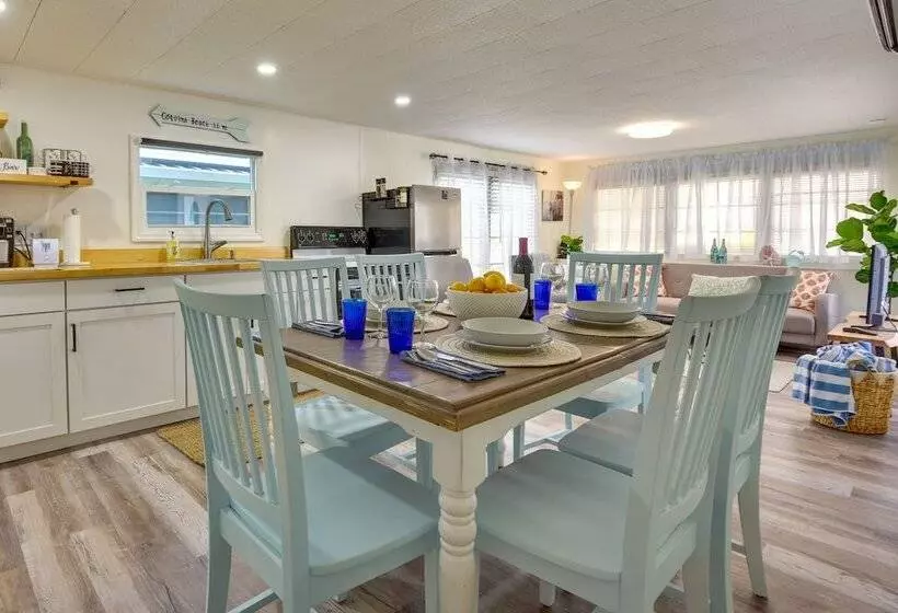 Sunny Bradenton Retreat   Visit Anna Maria Island!