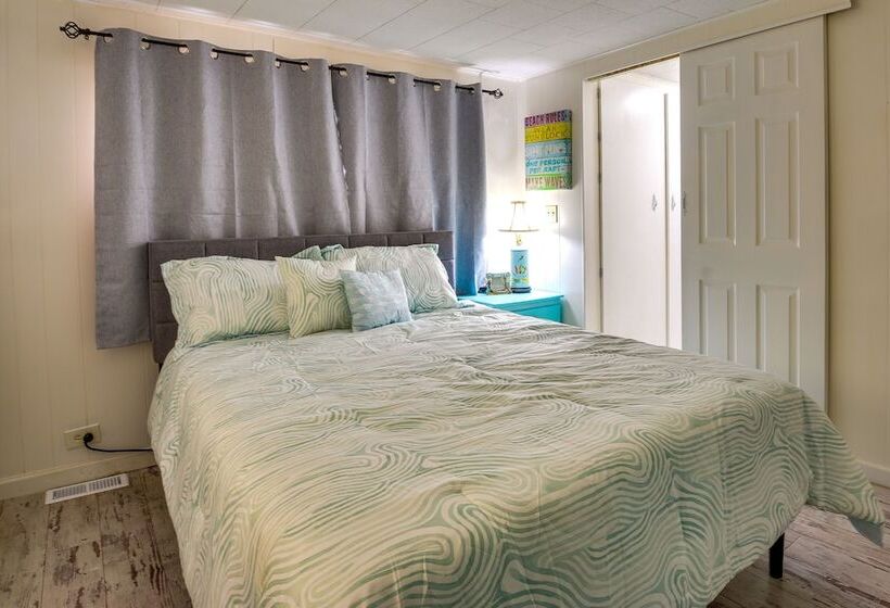 Sunny Bradenton Retreat Visit Anna Maria Island!