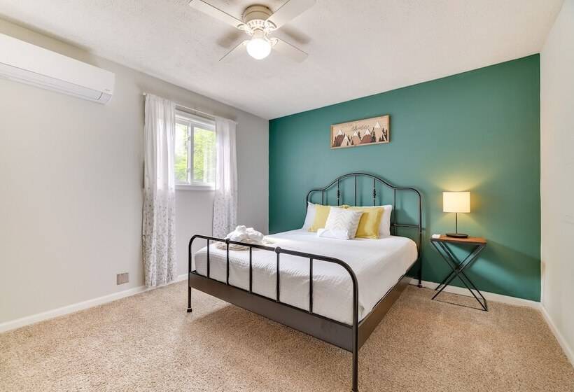 Tobyhanna Home W/ Hot Tub & Community Perks!