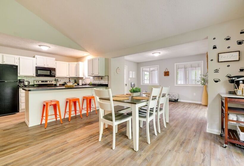 Tobyhanna Home W/ Hot Tub & Community Perks!