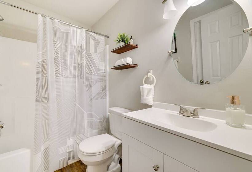 Tobyhanna Home W/ Hot Tub & Community Perks!