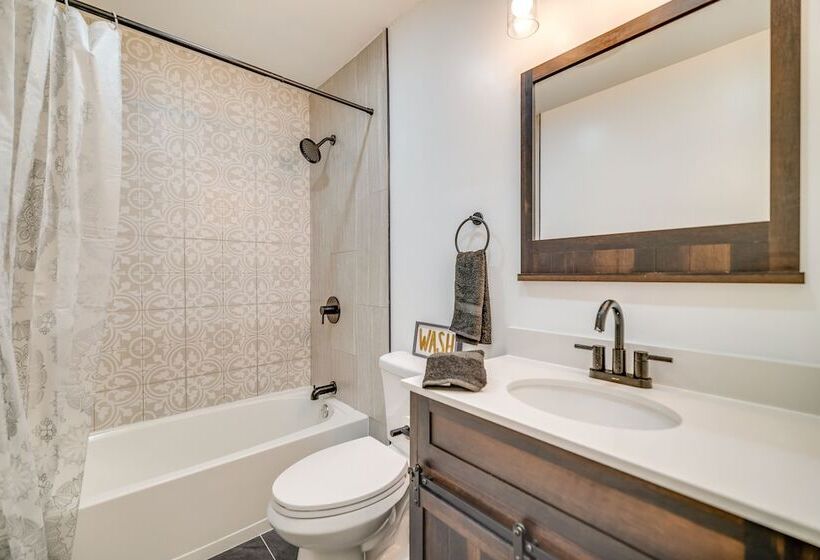 Tobyhanna Vacation Rental: Game Room & Trampoline!