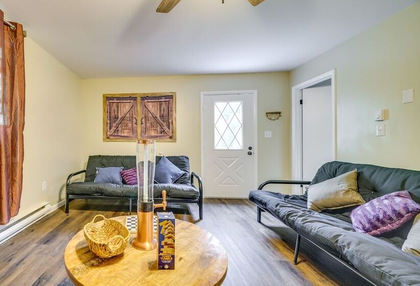 Tobyhanna Vacation Rental: Game Room & Trampoline!