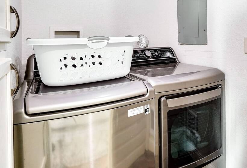 Waterfront Lake Poinsett Retreat W/ Fire Pit!