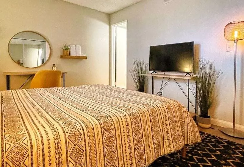 ユースホステル Stay Smart Modern Travelodge