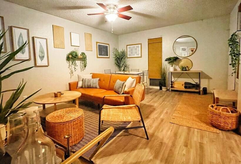 فندق صغير Stay Smart Modern Travelodge