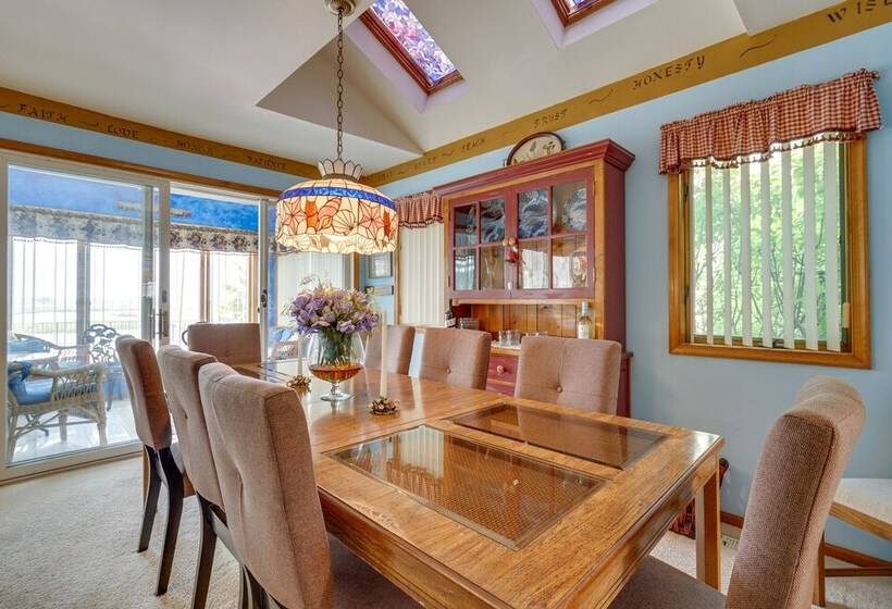 Bayfront Avalon Home W/ Boat Slip & Private Pool!