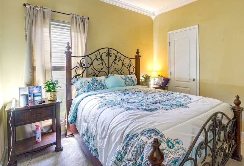 Birmingham Home W/ Yard 15 Mi To Downtown!