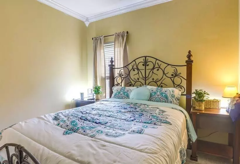 Birmingham Home W/ Yard   15 Mi To Downtown!