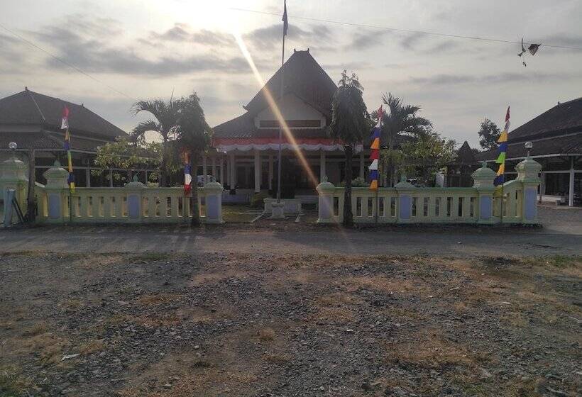 Capital O 93024 Hotel Ganesha