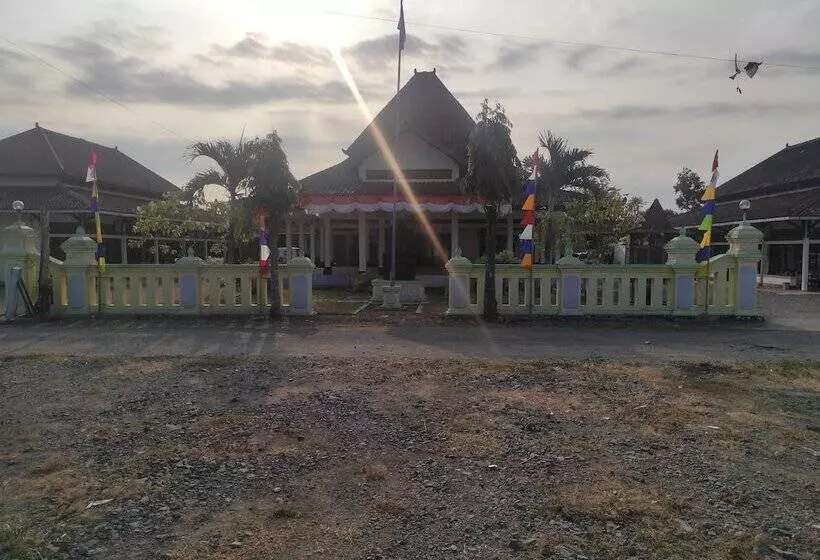 Capital O 93024 Hotel Ganesha