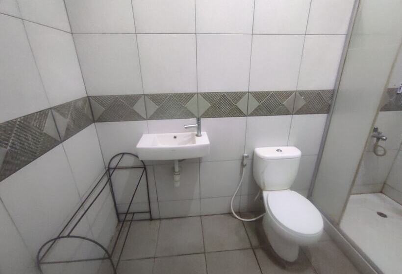 Capital O 93024 Hotel Ganesha