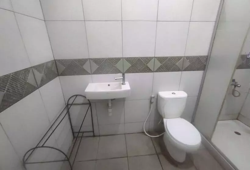 Capital O 93024 Hotel Ganesha