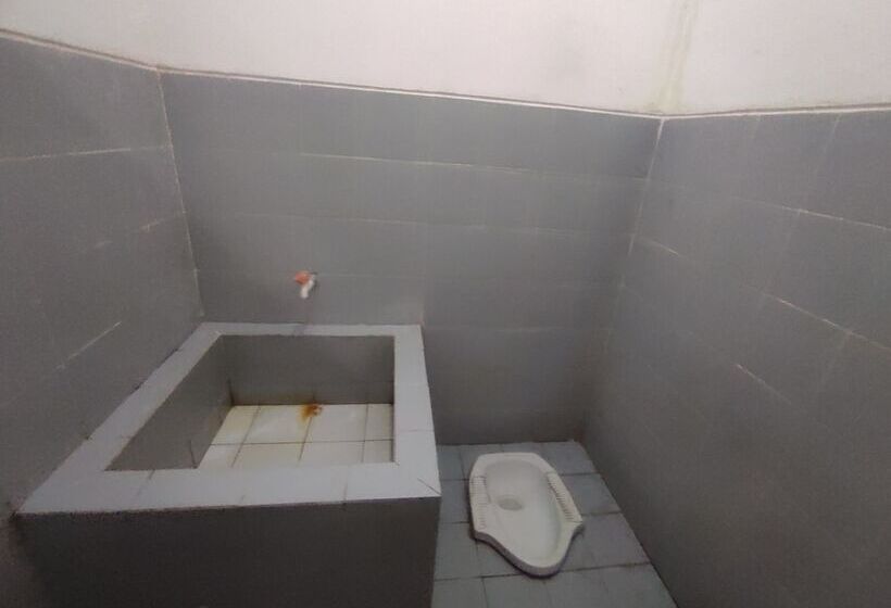 Capital O 93024 Hotel Ganesha