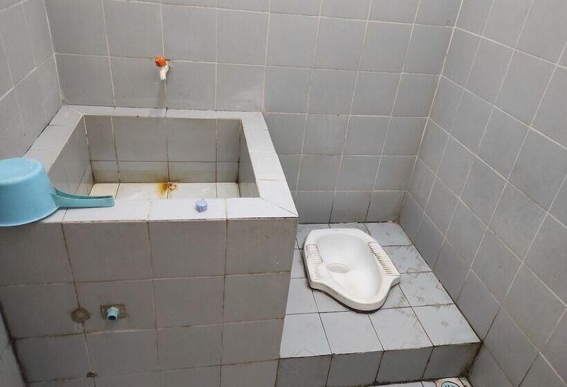 Capital O 93024 Hotel Ganesha