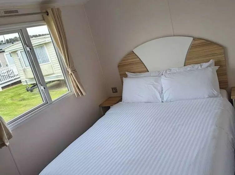Cayton Caravan Holidays
