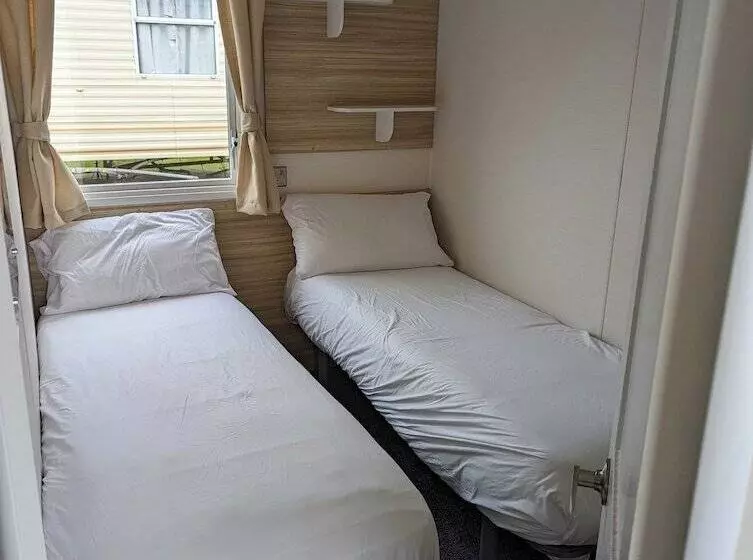 Cayton Caravan Holidays
