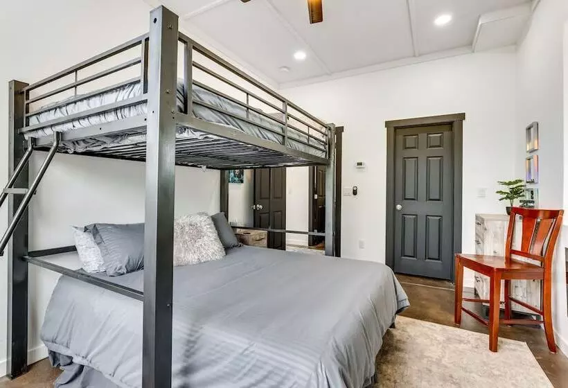 Colorado Retreat W/ Gas Grill & Mountain Views!