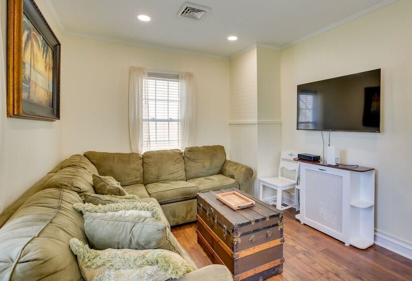 Cozy Jersey Shore Cottage W/ Beach Chairs!