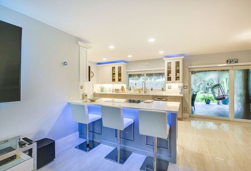 Deerfield Beach Home W/ Patio, Gas Grill & Patio