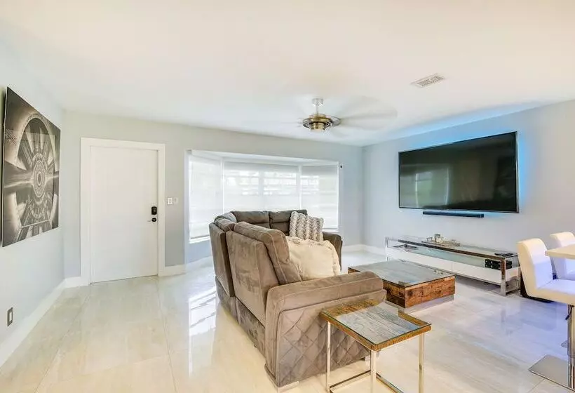 Deerfield Beach Home W/ Patio, Gas Grill & Patio