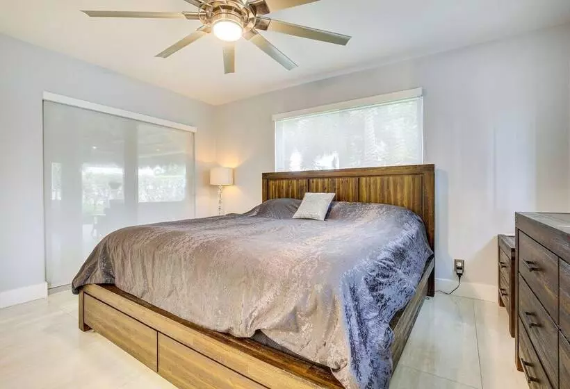 Deerfield Beach Home W/ Patio, Gas Grill & Patio