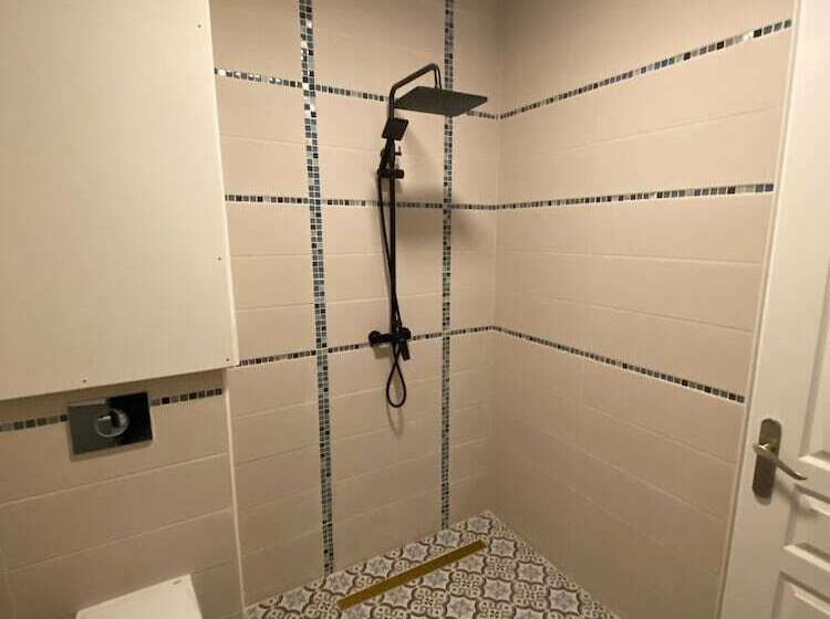 Hotel 5 Pl. Marcadieu