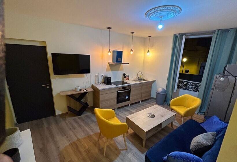 Hotel 5 Pl. Marcadieu