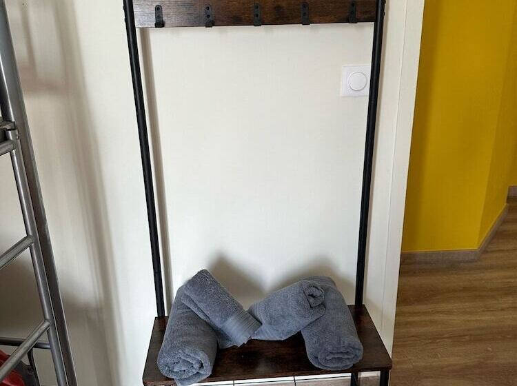 Hotel 5 Pl. Marcadieu