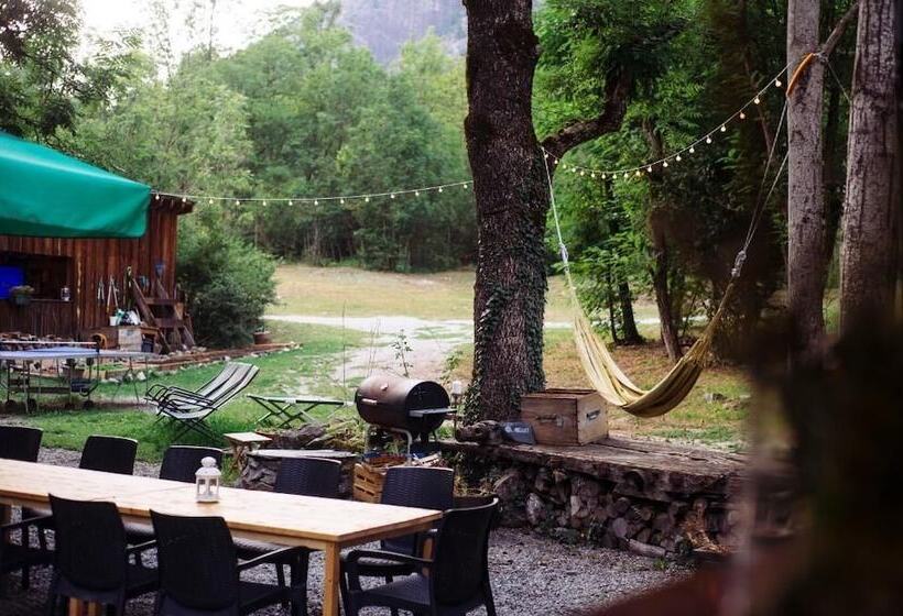 ホテル Au Bon Accueil