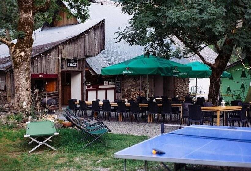 ホテル Au Bon Accueil