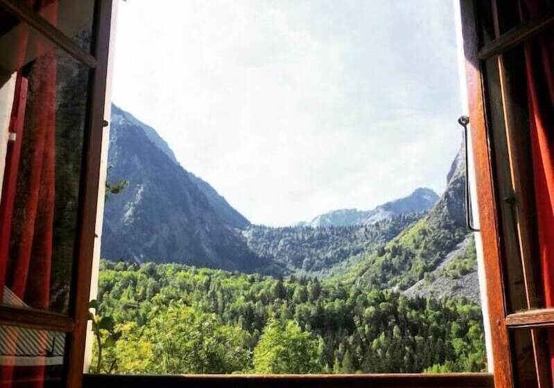 ホテル Au Bon Accueil