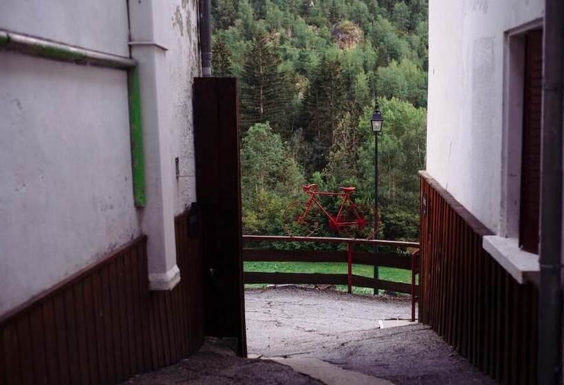 ホテル Au Bon Accueil