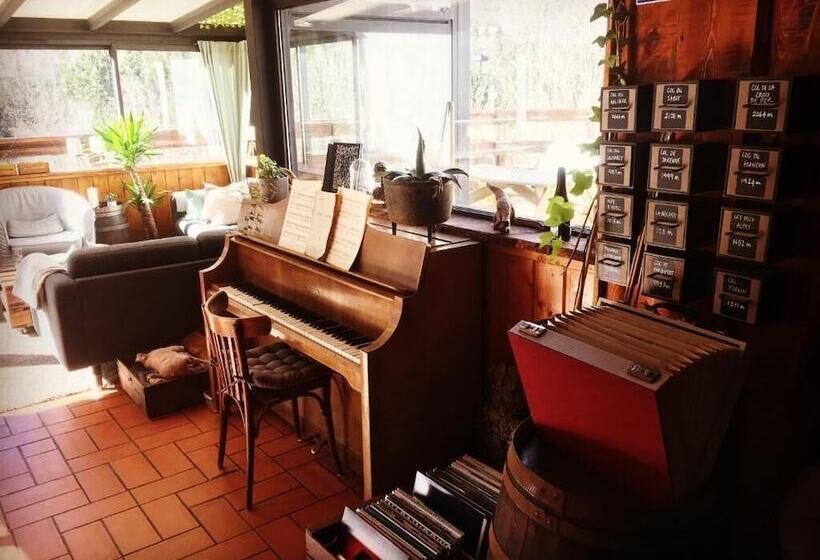 ホテル Au Bon Accueil