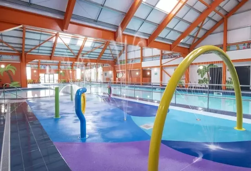 Hotelli Lovely 2 Bed Lodge In St Osyth