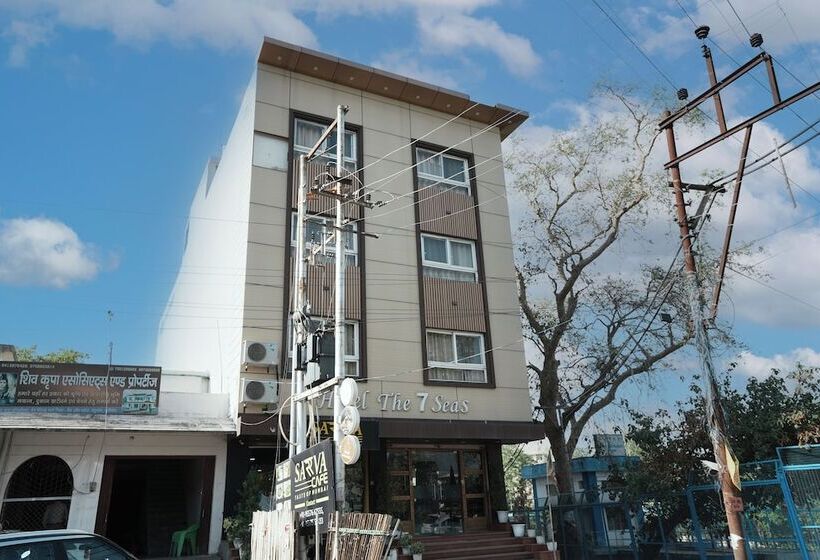 Hotel The 7 Seas