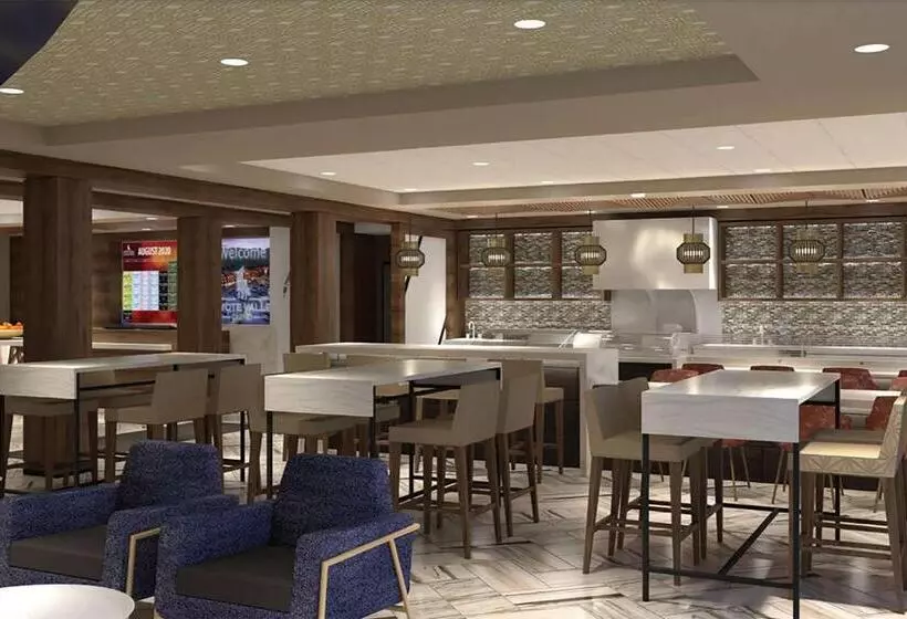 ホテル Wyndham Garden Redwood Valley   Ukiah