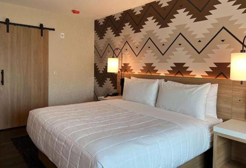 ホテル Wyndham Garden Redwood Valley Ukiah