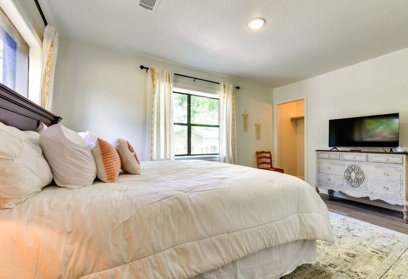 Jonesboro Retreat Near Arkansas State University!