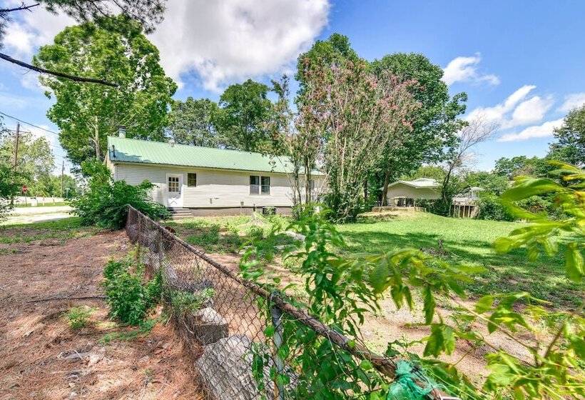 Jonesboro Retreat Near Arkansas State University!