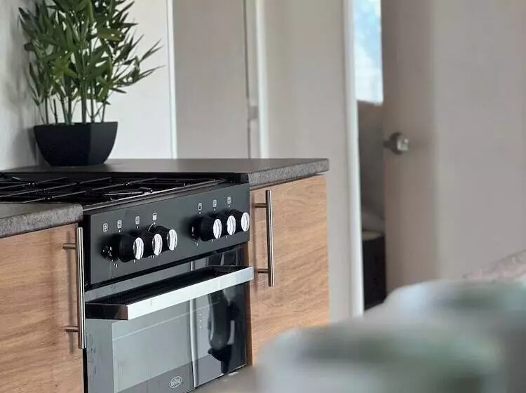 Lovely 2 Bed Cabin In Birchington