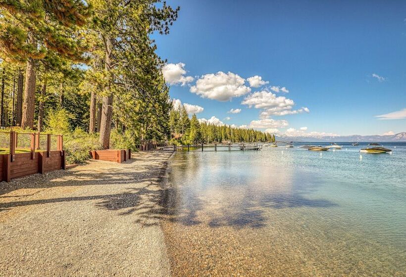 Luxe Tahoe City Cabin W/ Lake Views & Beach Access