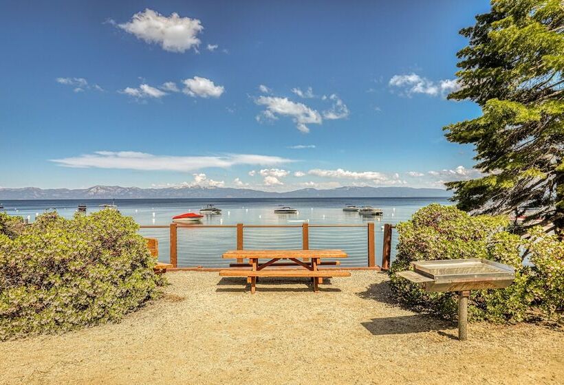 Luxe Tahoe City Cabin W/ Lake Views & Beach Access