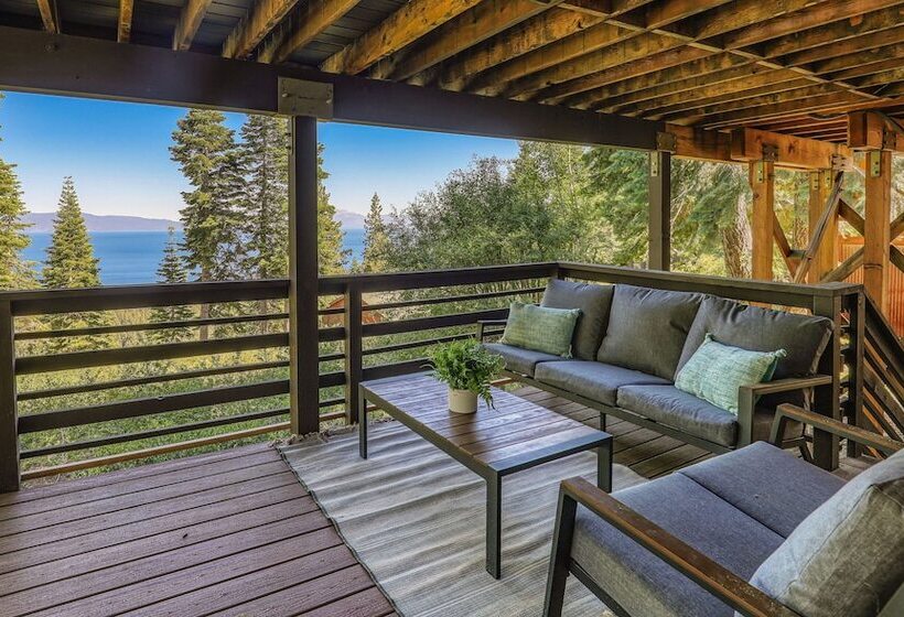 Luxe Tahoe City Cabin W/ Lake Views & Beach Access