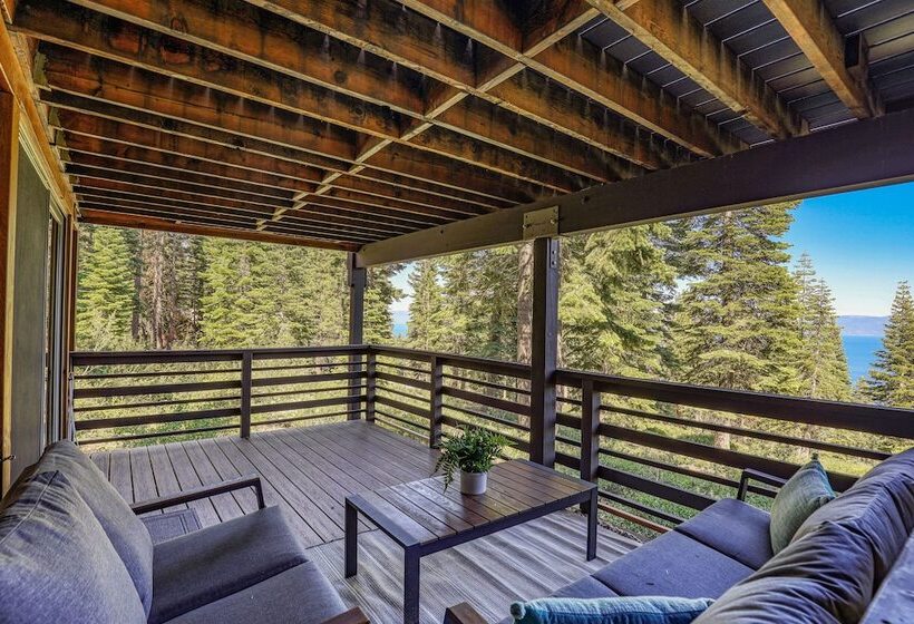 Luxe Tahoe City Cabin W/ Lake Views & Beach Access