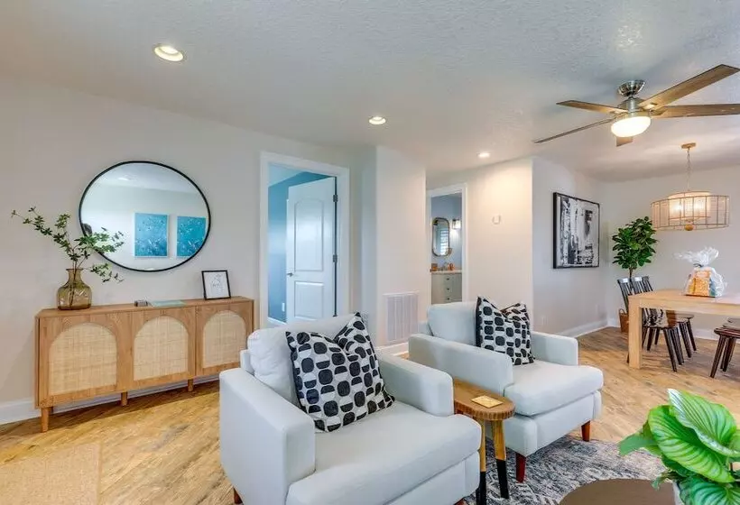 Luxury Apollo Beach Retreat W/ Private Pool & Dock