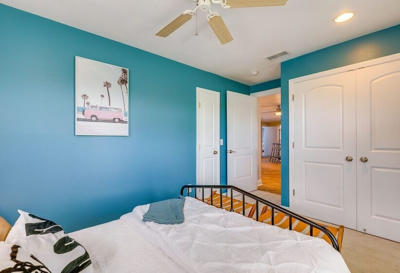 Luxury Apollo Beach Retreat W/ Private Pool & Dock