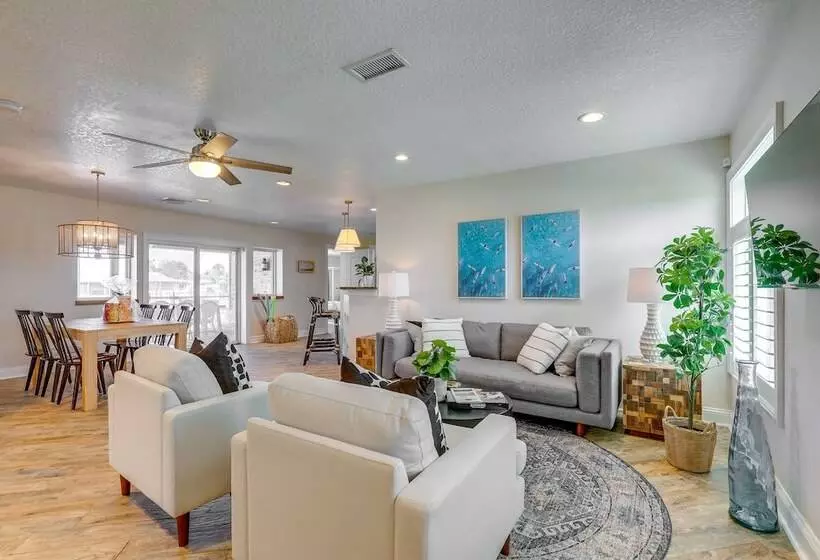 Luxury Apollo Beach Retreat W/ Private Pool & Dock