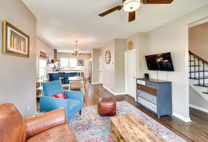 Pet Friendly Home   6 Mi To Downtown Milwaukee!