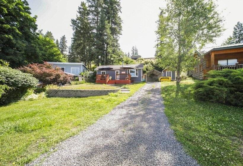 Pet Friendly Newman Lake Cottage W/ Beach Access!